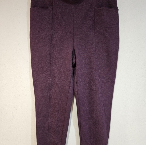 Weekends by Chicos purple pants 2 short - Picture 2 of 12